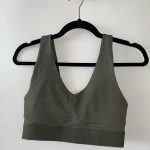 Fabletics All day Everyday Bra, Size: M, Color: Green